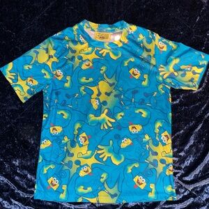 The sponge bob movie sponge out of water boys shirt. Size small
